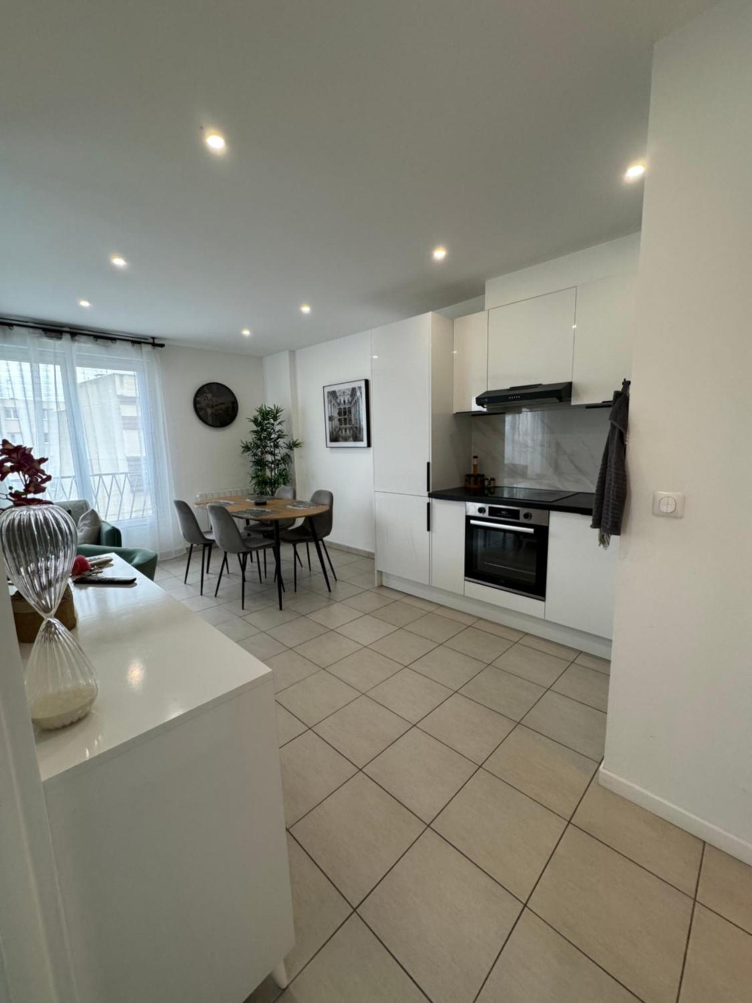 Appartement 2 Chambre Drancy Ngoại thất bức ảnh